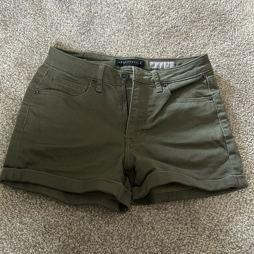 Aeropostale green shorts size 2